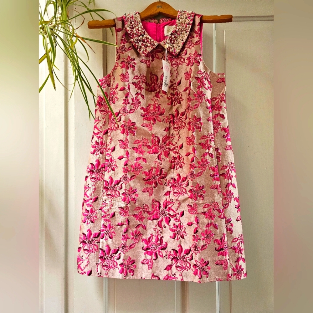  Lilly Puliter Brocade Point Collar Sleeveless Shift Dress